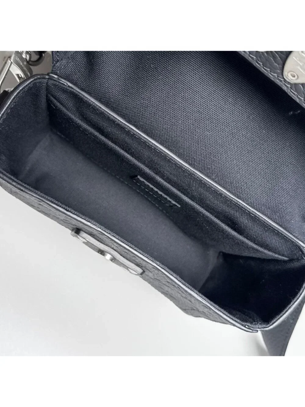 Louis Vuitton Monogram Taurillon Soul Trunk Black